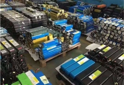 Het aanpakken van milieu -uitdagingen bij de productie van batterijen: strate...